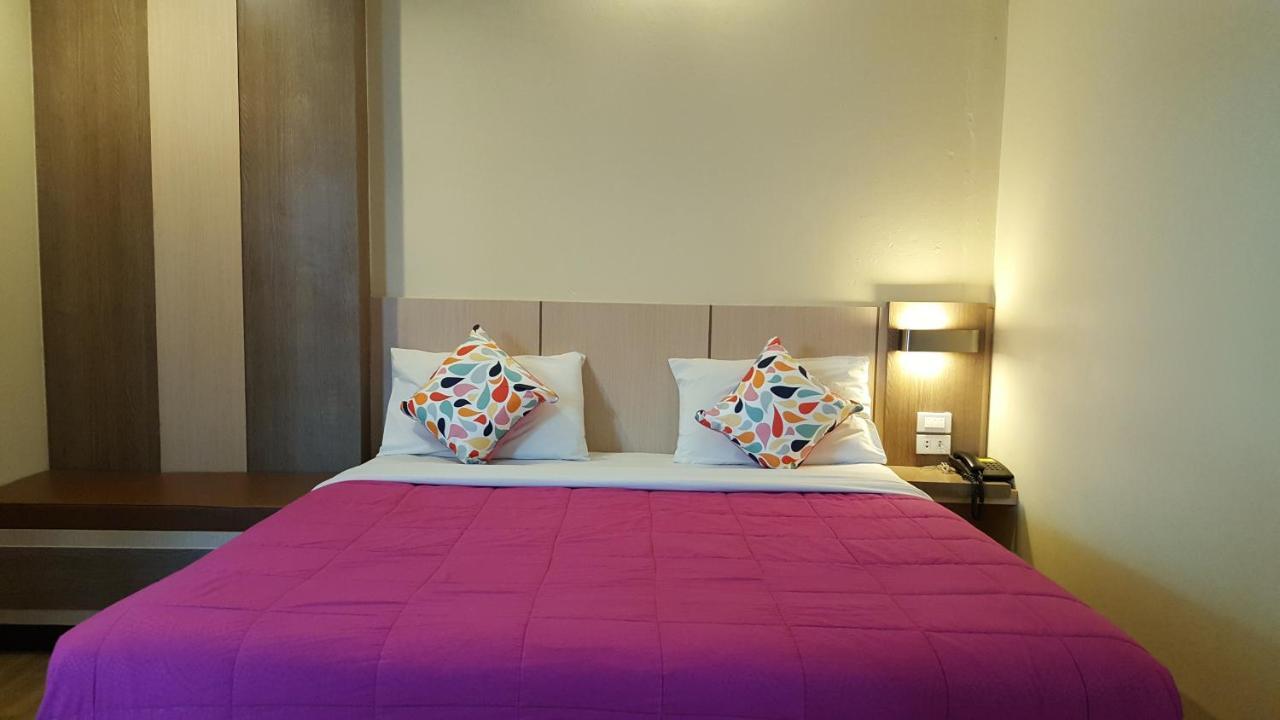 Kaen Nakorn Hotel Хон Каен Экстерьер фото